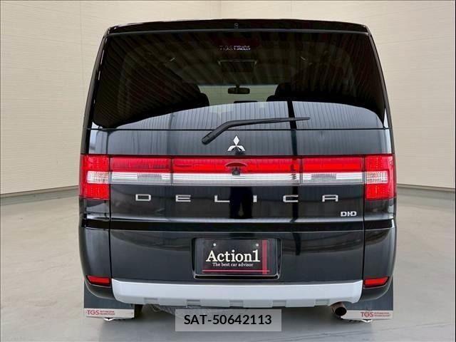 Mitsubishi DELICA 2017-05 7391949-3