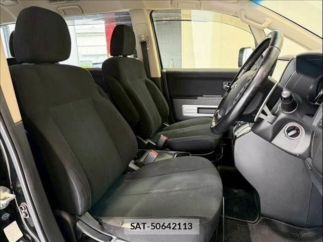 Mitsubishi DELICA 2017-05 7391949-8