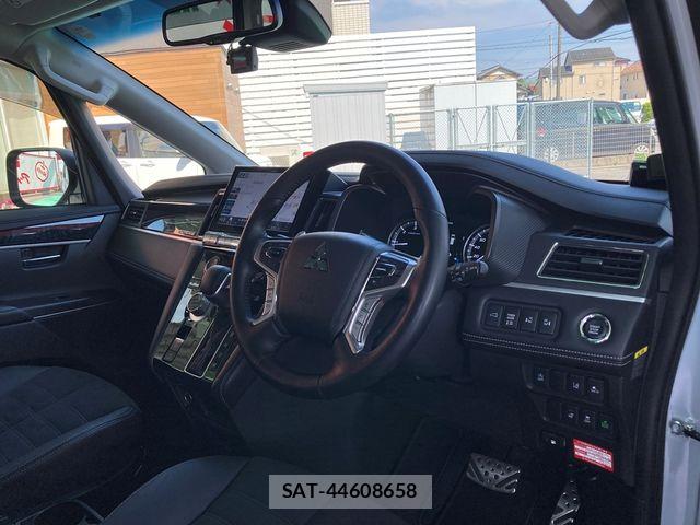 Mitsubishi DELICA 2024-02 7453982-11