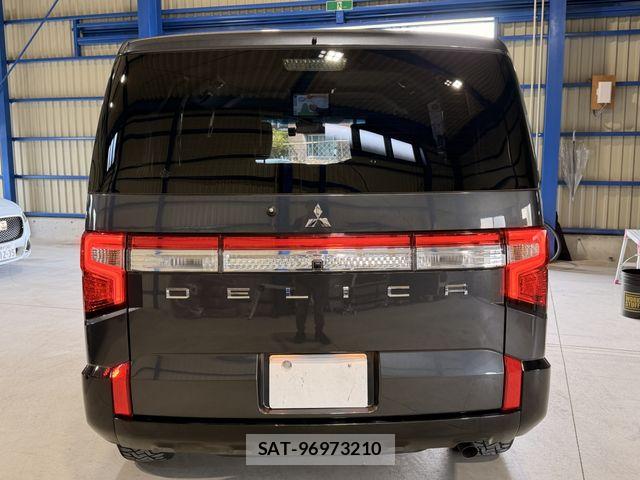 Mitsubishi DELICA 2022-02 7453994-6