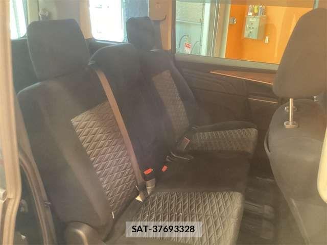 Mitsubishi DELICA 2020-03 7453997-19