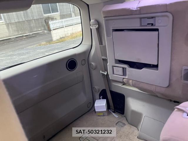 Mitsubishi DELICA 2007-11 7454011-12