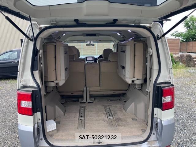 Mitsubishi DELICA 2007-11 7454011-22