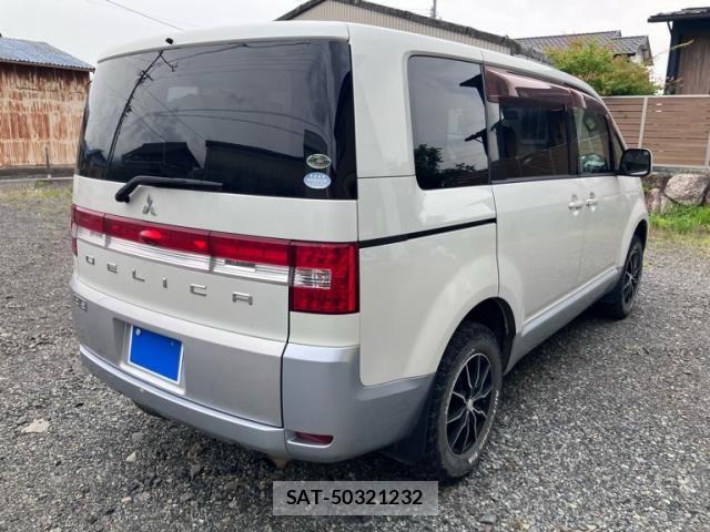 Mitsubishi DELICA 2007-11 7454011-3