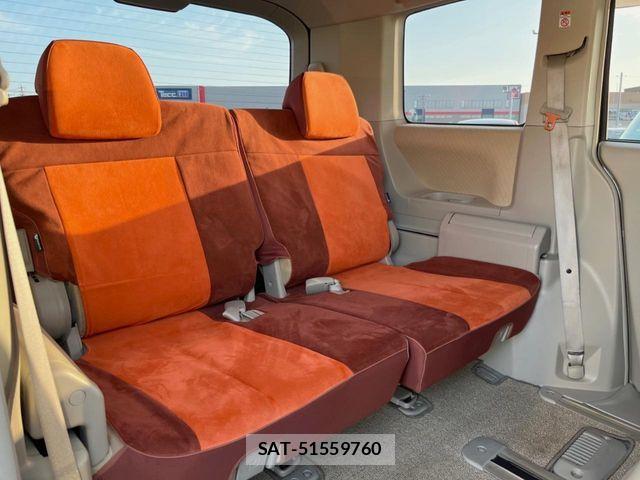 Mitsubishi DELICA 2009-11 7454008-11