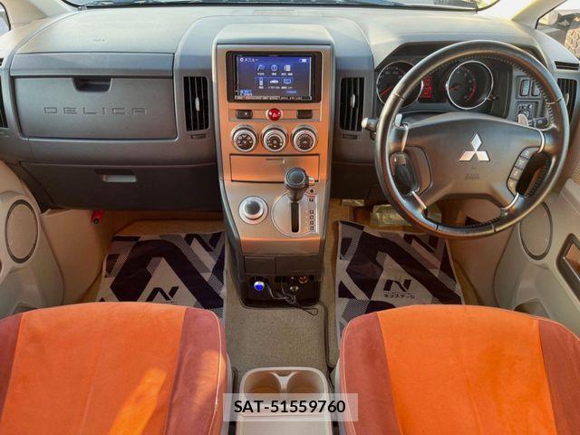 Mitsubishi DELICA 2009-11 7454008-1