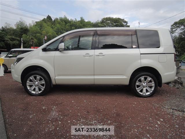 Mitsubishi DELICA 2011-03 7454007-10
