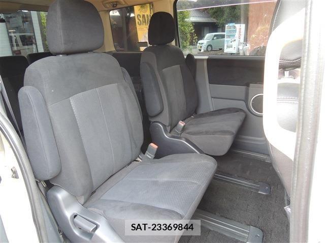 Mitsubishi DELICA 2011-03 7454007-21
