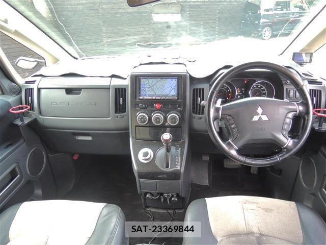 Mitsubishi DELICA 2011-03 7454007-23