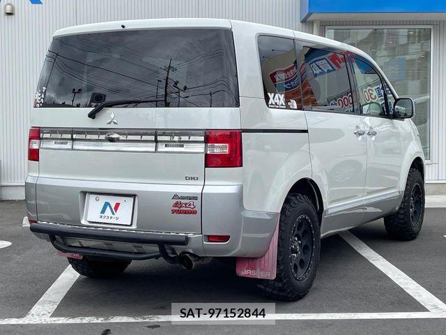 Mitsubishi DELICA 2018-07 7453999-17