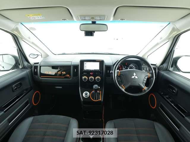 Mitsubishi DELICA 2018-09 7453996-10