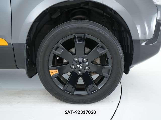 Mitsubishi DELICA 2018-09 7453996-18