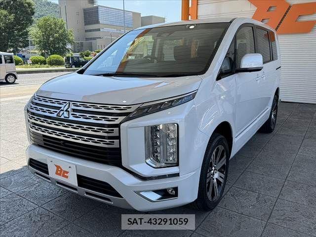 Mitsubishi DELICA 2022-08 7453995-9