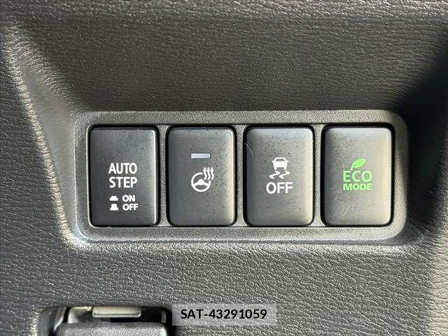 Mitsubishi DELICA 2022-08 7453995-16