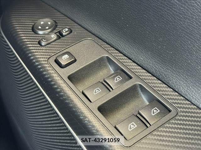 Mitsubishi DELICA 2022-08 7453995-21