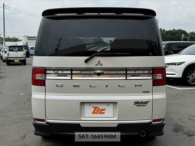 Mitsubishi DELICA 2017-01 7454001-13