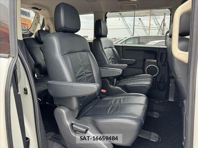 Mitsubishi DELICA 2017-01 7454001-19