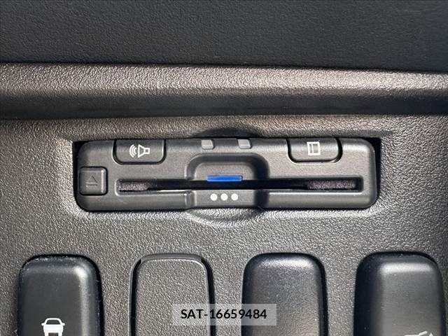 Mitsubishi DELICA 2017-01 7454001-25