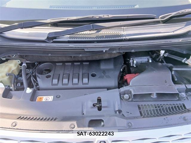 Mitsubishi DELICA 2020-02 7454002-19