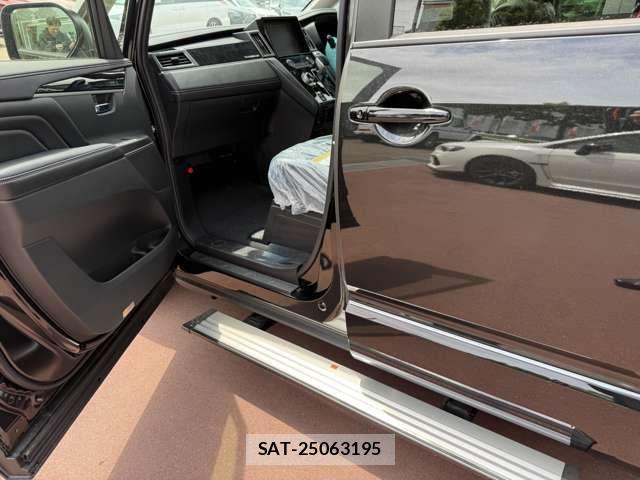 Mitsubishi DELICA 2025-10 7453977-3