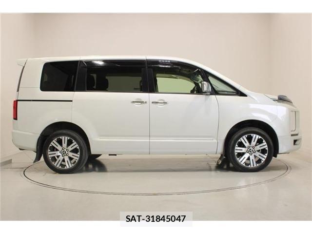 Mitsubishi DELICA 2021-06 7454003-12