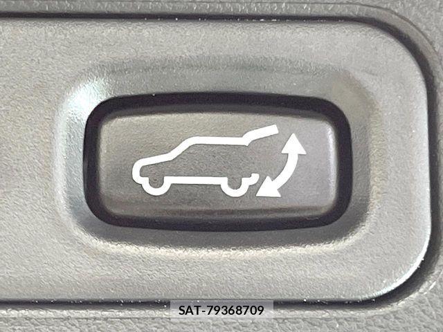 Mitsubishi DELICA 2021-07 7453990-4