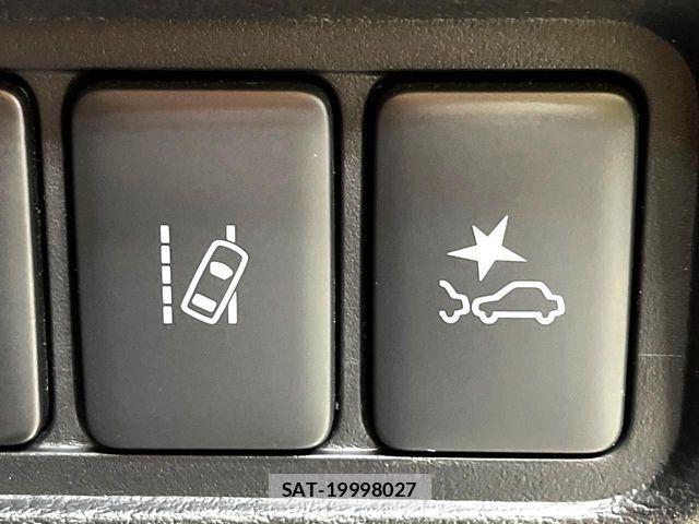 Mitsubishi DELICA 2024-08 7453983-5