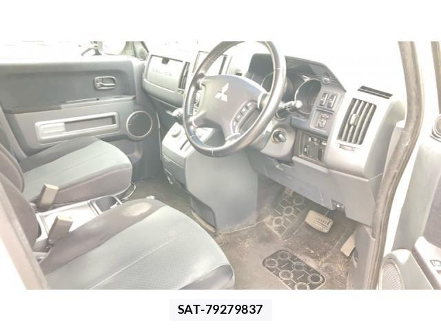 Mitsubishi DELICA 2011-11 7454010-5