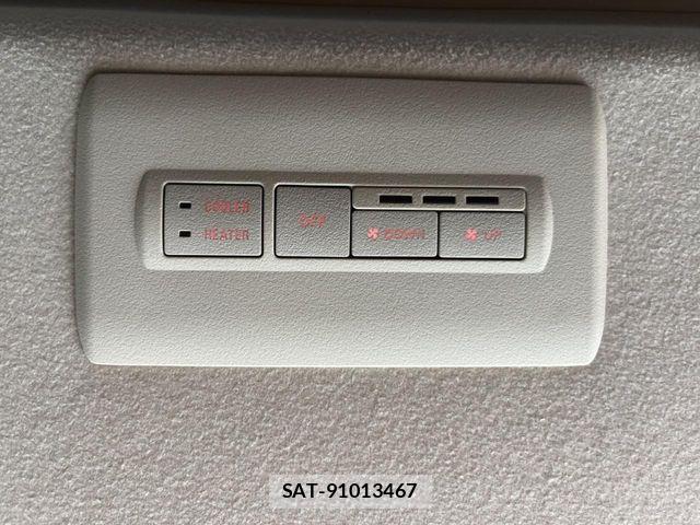 Mitsubishi DELICA 2011-02 7508543-7