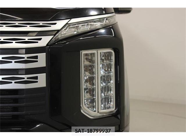 Mitsubishi DELICA 2019-05 7500283-14