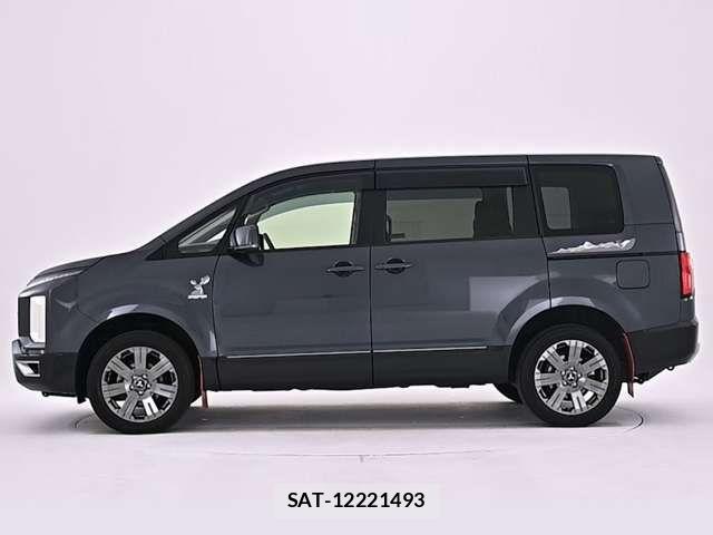 Mitsubishi DELICA 2022-03 7500274-2