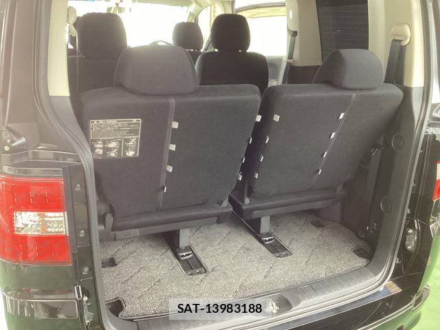 Mitsubishi DELICA 2015-07 7500288-12