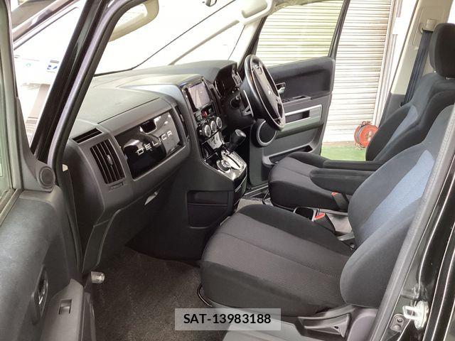 Mitsubishi DELICA 2015-07 7500288-7