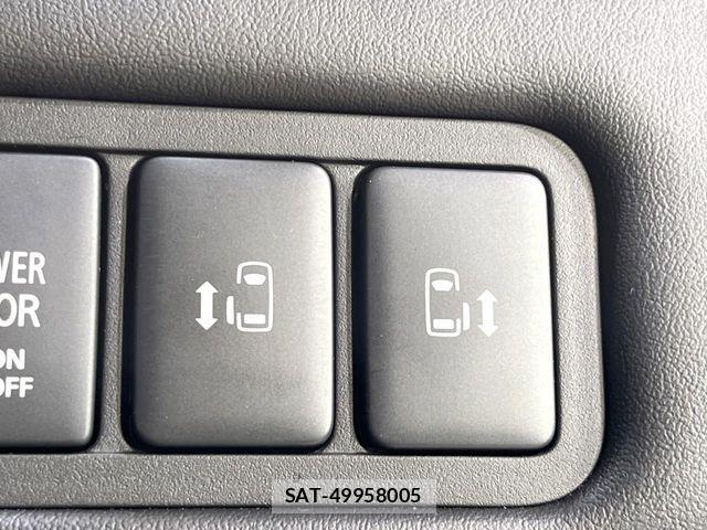 Mitsubishi DELICA 2024-09 7500276-3