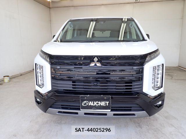 Mitsubishi DELICA 2025-04 7500270-4