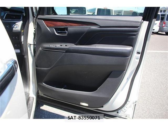 Mitsubishi DELICA 2020-01 7508541-23
