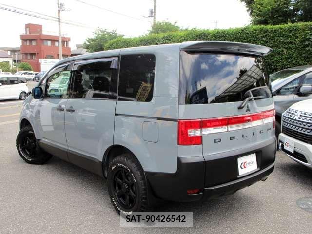 Mitsubishi DELICA 2012-03 7508542-2