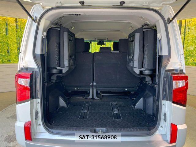 Mitsubishi DELICA 2019-06 7500278-10