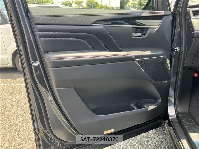 Mitsubishi DELICA 2025-07 7508539-24