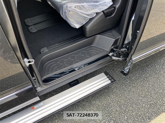 Mitsubishi DELICA 2025-07 7508539-26