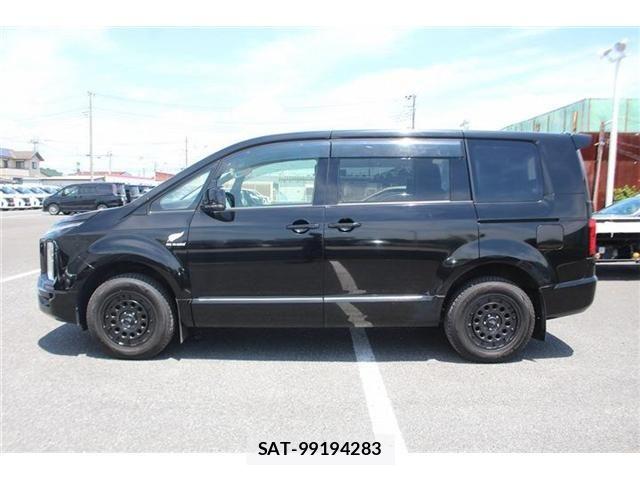 Mitsubishi DELICA 2020-04 7508540-10