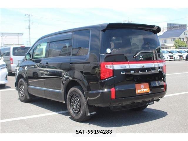 Mitsubishi DELICA 2020-04 7508540-11