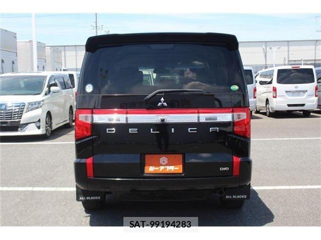 Mitsubishi DELICA 2020-04 7508540-12