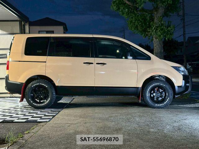 Mitsubishi DELICA 2012-02 7500287-11