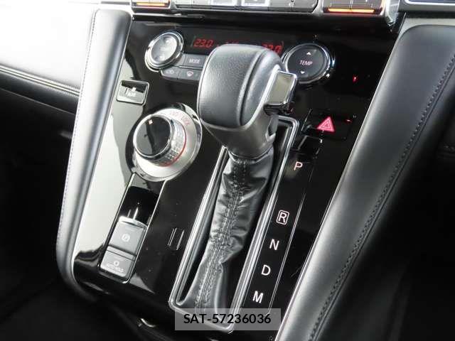 Mitsubishi DELICA 2023-03 7500272-15
