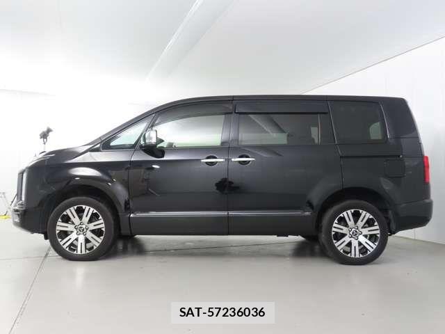 Mitsubishi DELICA 2023-03 7500272-2