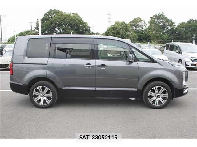Mitsubishi DELICA 2021-02 7500285-3