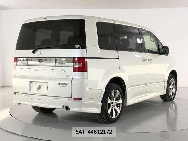 Mitsubishi DELICA 2017-03 7500282-5