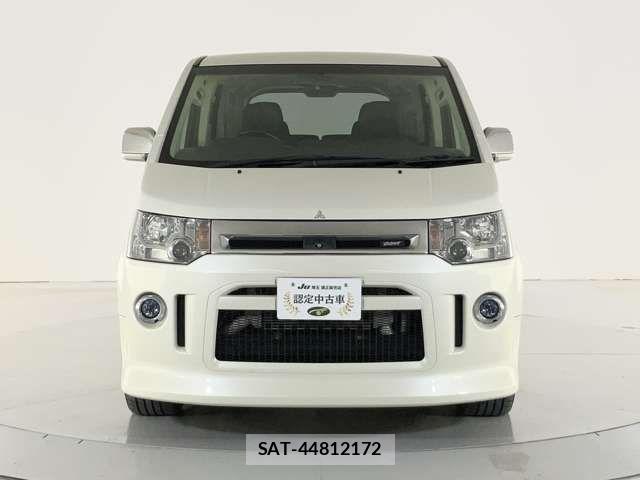 Mitsubishi DELICA 2017-03 7500282-1