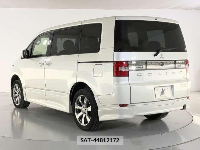 Mitsubishi DELICA 2017-03 7500282-3